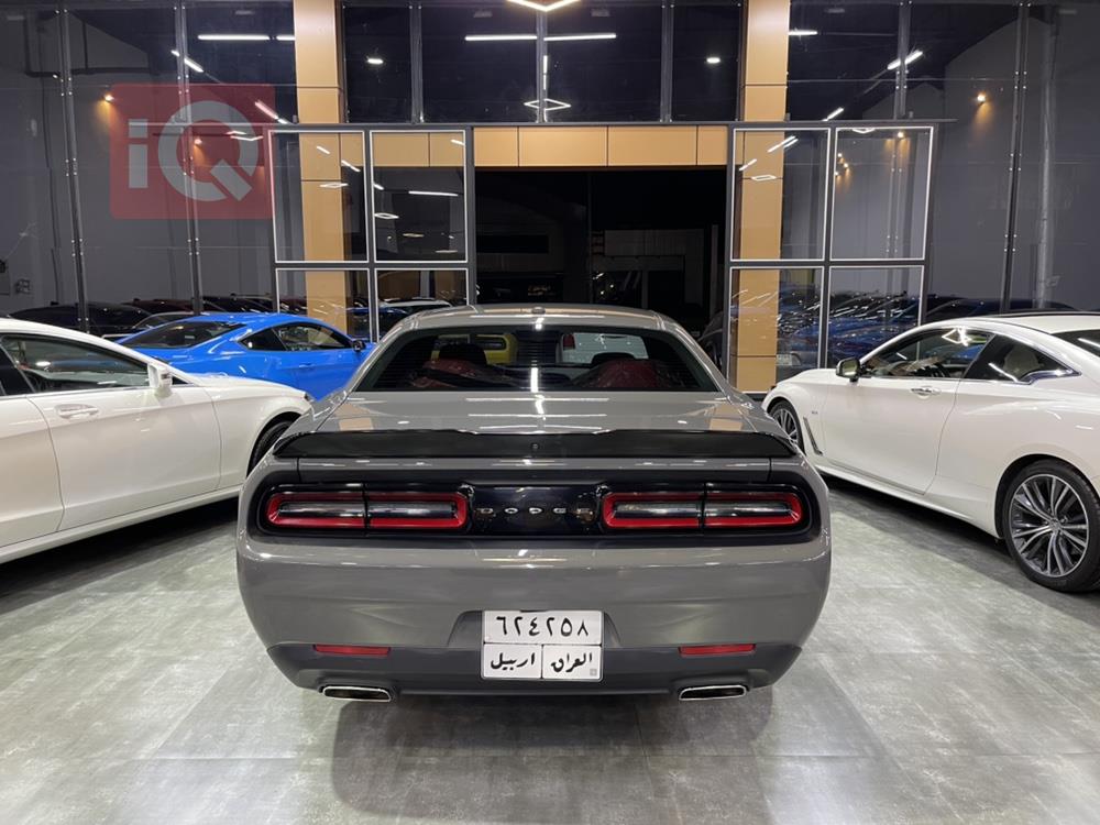 Dodge Challenger
